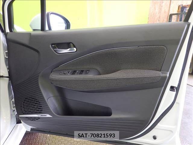 Nissan AURA 2024-09 8878780-22