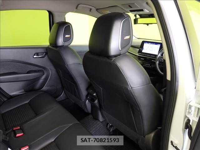 Nissan AURA 2024-09 8878780-23