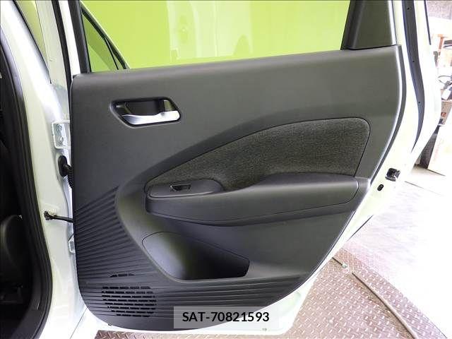 Nissan AURA 2024-09 8878780-24