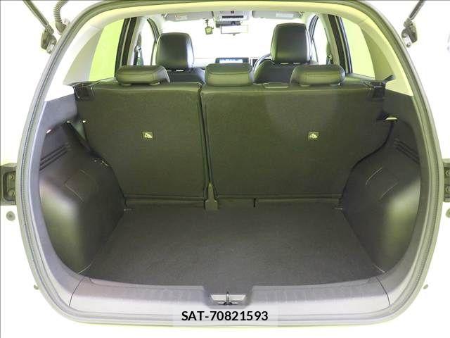Nissan AURA 2024-09 8878780-26