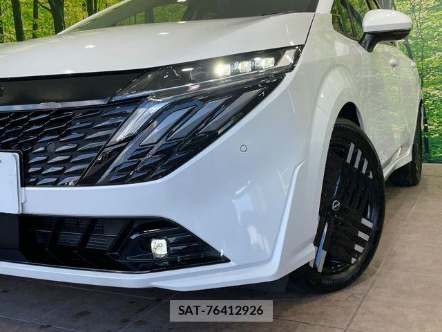 Nissan AURA 2025-11 8883331-11