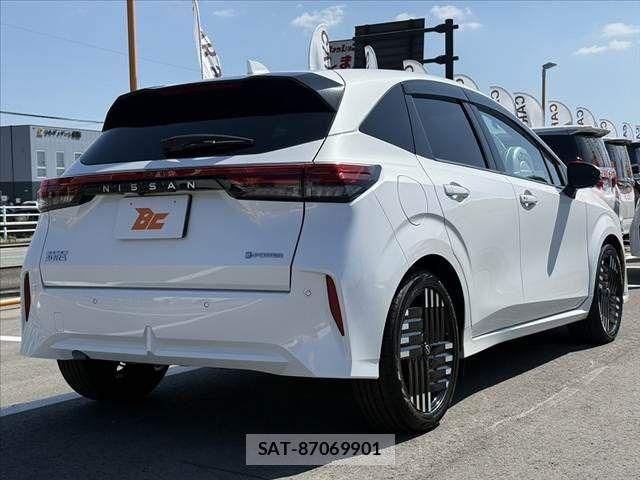 Nissan AURA 2024-09 8883332-12