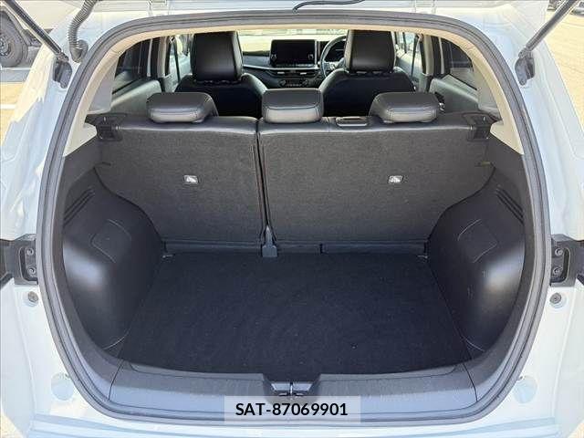 Nissan AURA 2024-09 8883332-19