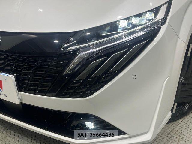 Nissan AURA 2025-11 8883330-12