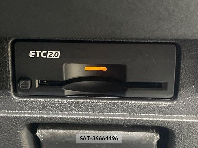 Nissan AURA 2025-11 8883330-7