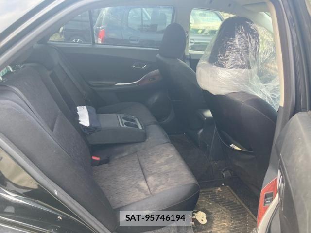 Toyota Aurion 2011-10 7215136-14