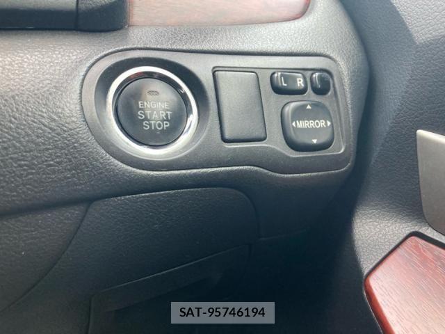 Toyota Aurion 2011-10 7215136-24