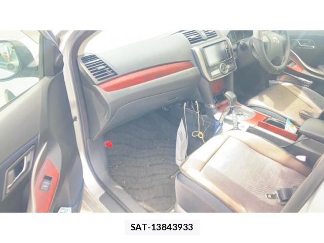 Toyota Aurion 2010-01 7215131-9