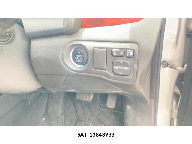 Toyota Aurion 2010-01 7215131-15
