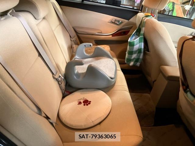 Toyota Aurion 2013-07 7325816-12