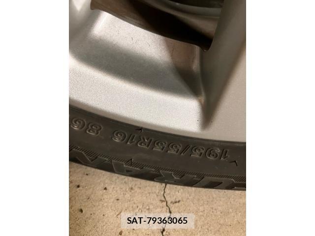 Toyota Aurion 2013-07 7325816-5