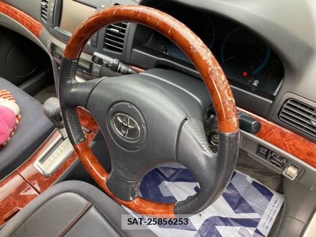 Toyota Aurion 2003-04 7325819-11