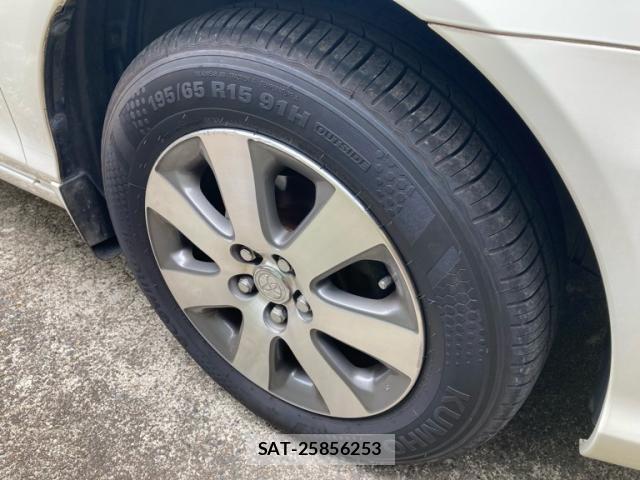 Toyota Aurion 2003-04 7325819-4