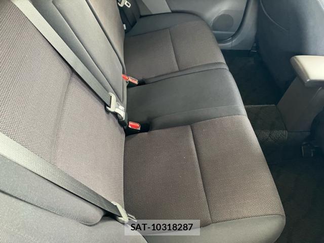 Toyota Aurion 2014-03 7721102-9