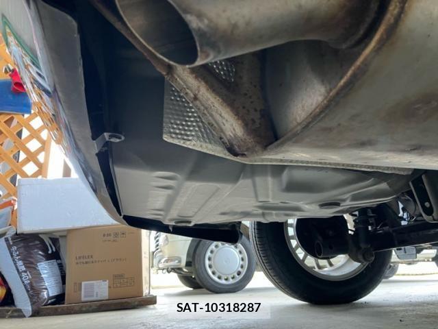 Toyota Aurion 2014-03 7721102-10
