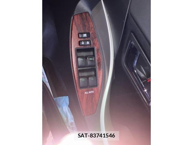 Toyota Aurion 2010-07 7782806-21