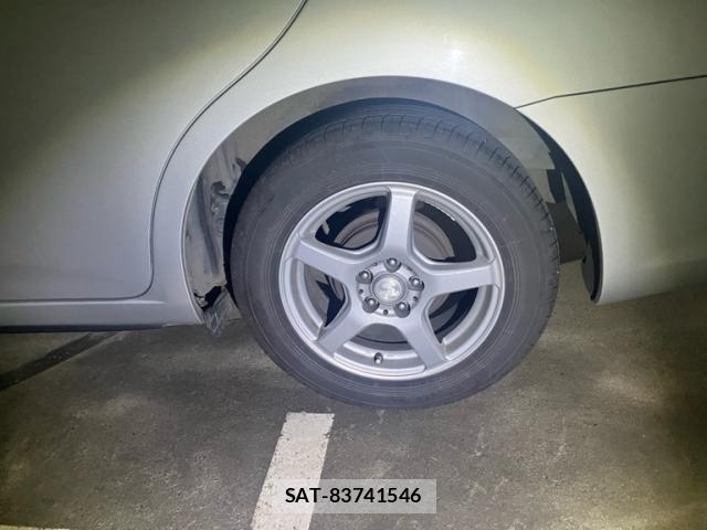 Toyota Aurion 2010-07 7782806-8