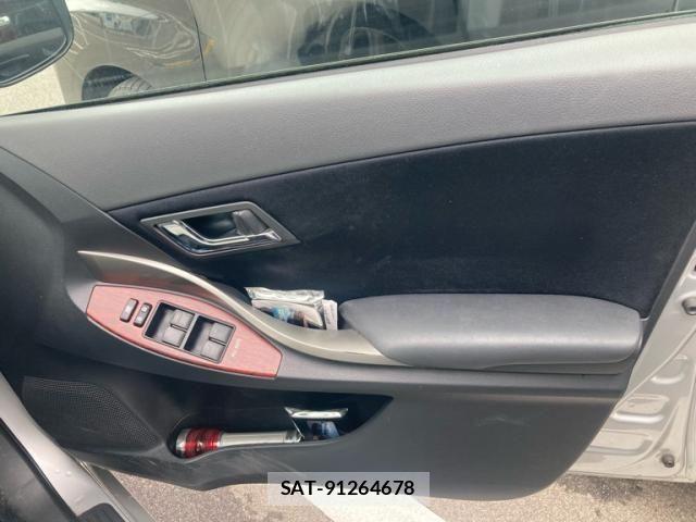 Toyota Aurion 2010-03 7875399-14
