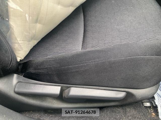 Toyota Aurion 2010-03 7875399-15