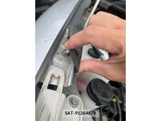 Toyota Aurion 2010-03 7875399-21