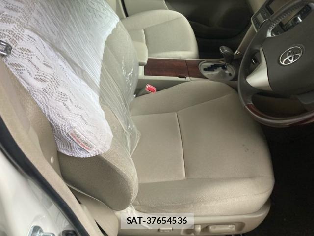 Toyota Aurion 2012-02 7960601-11