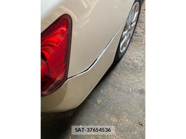 Toyota Aurion 2012-02 7960601-18