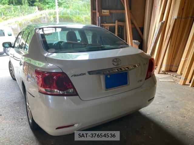 Toyota Aurion 2012-02 7960601-3
