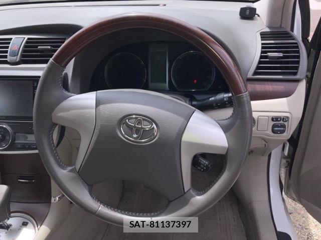 Toyota Aurion 2012-02 8034508-12