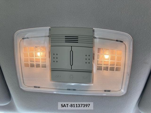 Toyota Aurion 2012-02 8034508-23