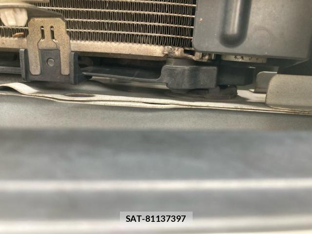 Toyota Aurion 2012-02 8034508-24