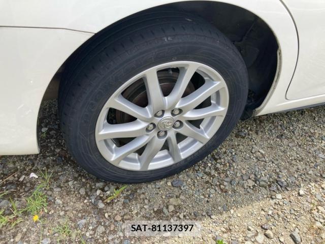 Toyota Aurion 2012-02 8034508-7