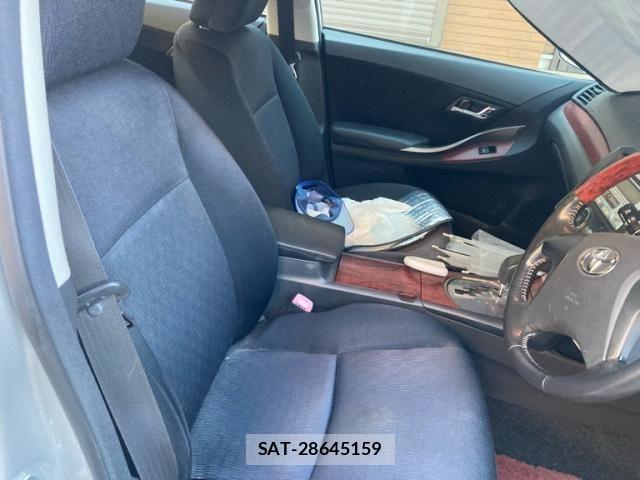 Toyota Aurion 2010-02 8228982-11