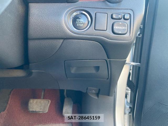 Toyota Aurion 2010-02 8228982-20
