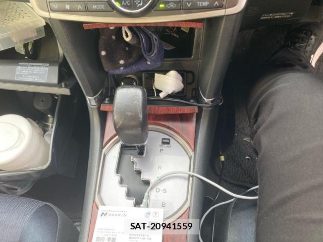 Toyota Aurion 2009-12 8313208-12
