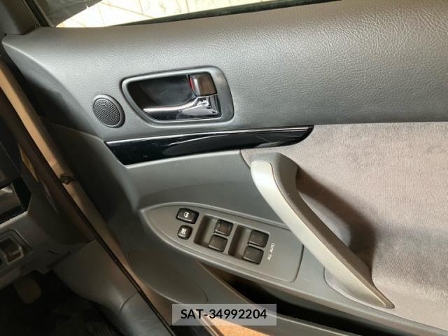 Toyota Aurion 2003-08 8313211-9