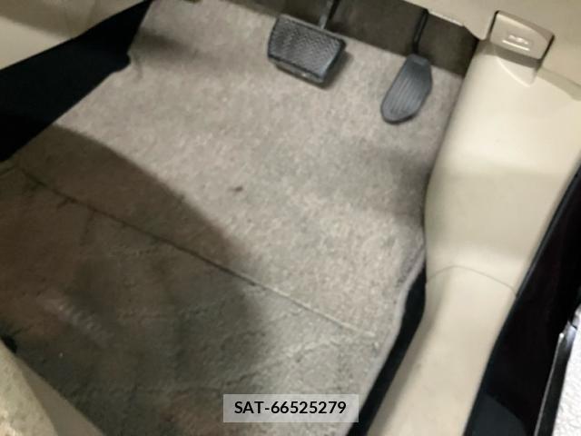 Toyota Aurion 2014-01 8334978-15