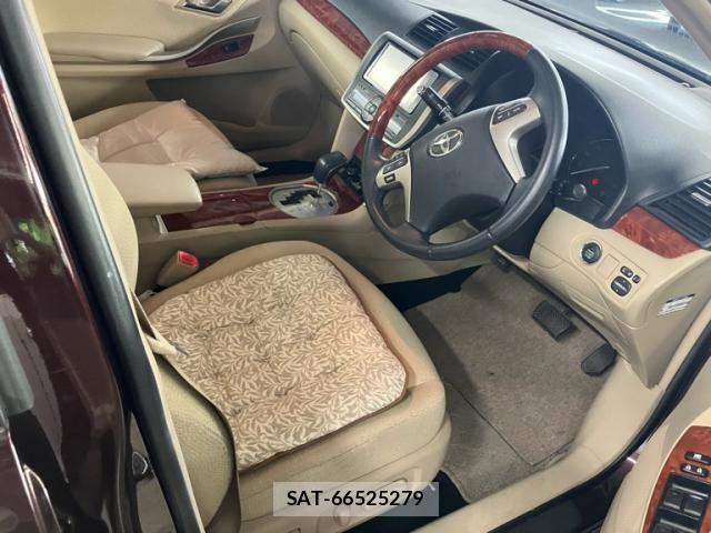 Toyota Aurion 2014-01 8334978-16