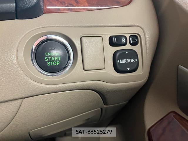 Toyota Aurion 2014-01 8334978-22