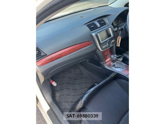 Toyota Aurion 2007-08 8334977-17