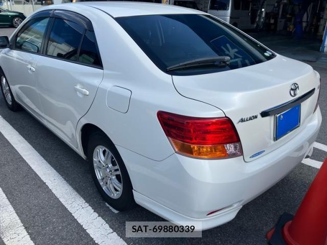 Toyota Aurion 2007-08 8334977-5