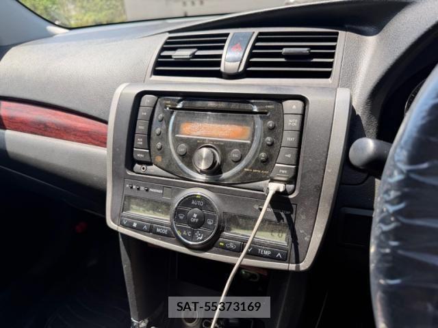 Toyota Aurion 2011-07 8411317-10