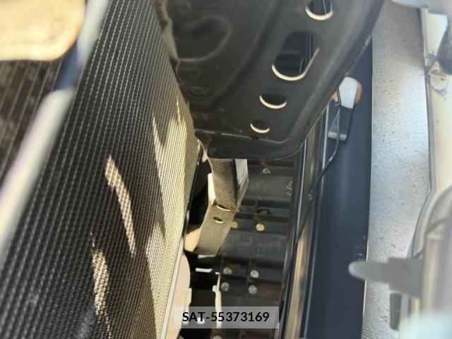 Toyota Aurion 2011-07 8411317-19