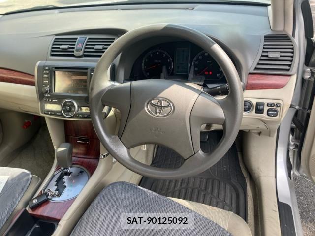 Toyota Aurion 2008-11 8561227-17