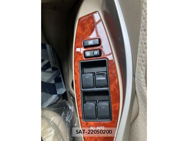 Toyota Aurion 2014-01 8658115-14