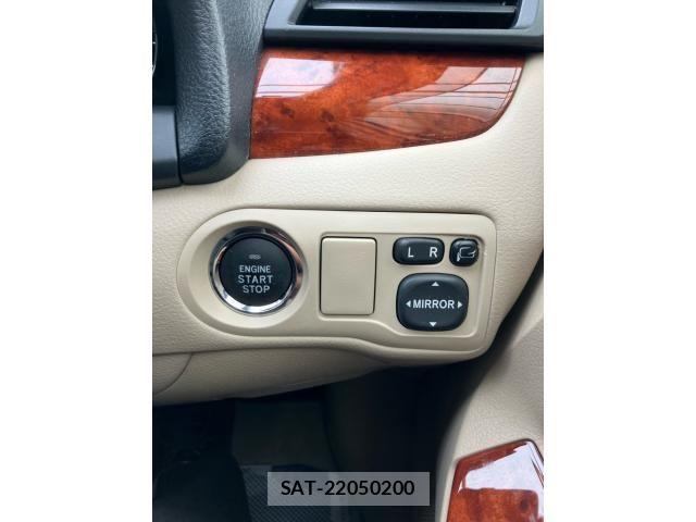 Toyota Aurion 2014-01 8658115-15