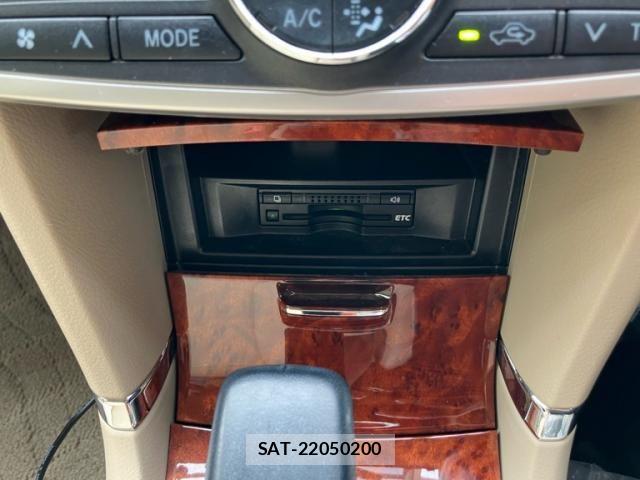 Toyota Aurion 2014-01 8658115-18