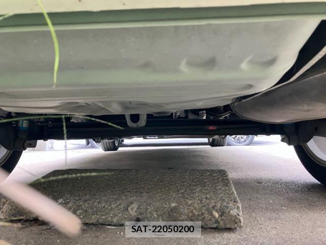 Toyota Aurion 2014-01 8658115-24