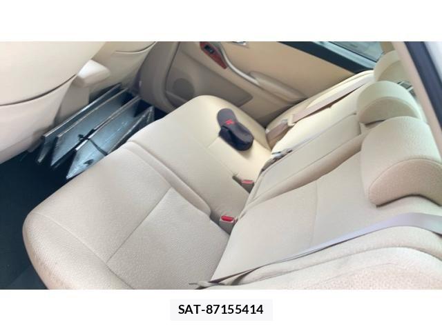Toyota Aurion 2016-04 8658117-19