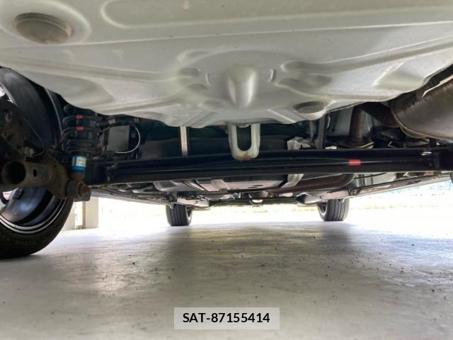 Toyota Aurion 2016-04 8658117-8
