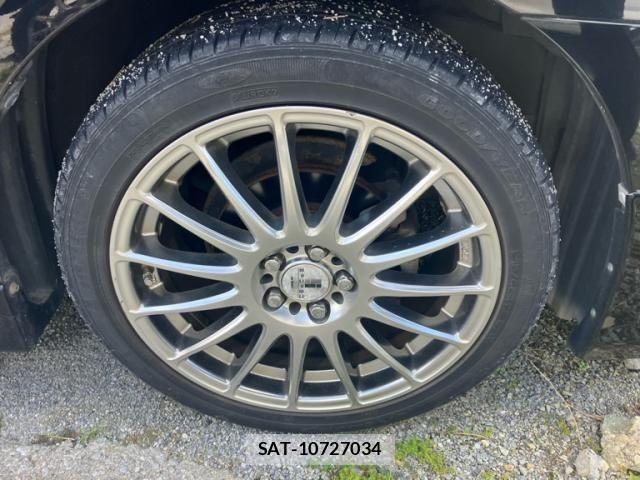 Toyota Aurion 2014-03 8795325-2